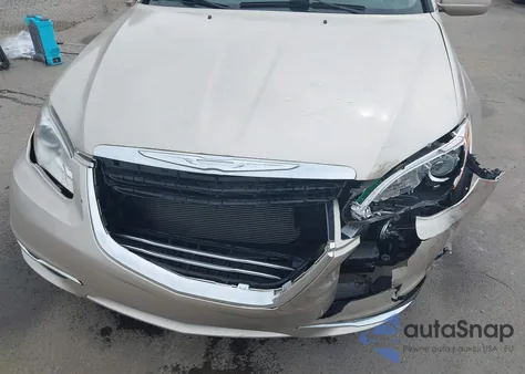 2014 Chrysler 200 Lx z USA, uszkodzony, nr VIN 1C3CCBAB8EN205029